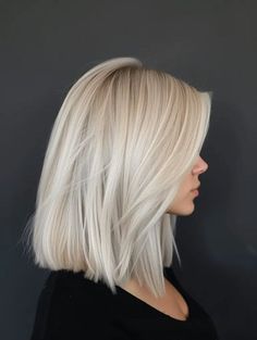 35 Staggering Spring Long Bob Haircut Ideas You Should Try in 2024 Hair Color Ideas For Short Hair Blonde, Subtle Aline Bob, Blonde Textured Bob Shoulder Length, Long Bob From The Back, Lob Blonde Haircut, Short Blonde Hair Shoulder Length, Blond Long Bob Hairstyles, Short Haircuts Blonde Hair, Haircuts For Straight Blonde Hair