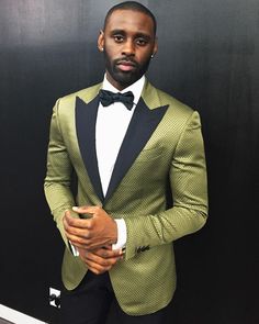 Style Africain, Fashion Network, Mens Formal Wear, Tuxedo Wedding, African Men Fashion, Suit Up, Groom Suit, Wedding Suits Men