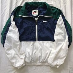 Clean 9, Windbreaker Vintage, Vintage Nike Windbreaker, 90s Adidas, Nike Windbreaker, Nike Vintage, Super Clean