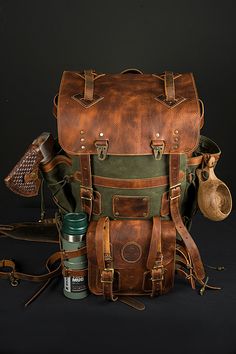 Bushcraft Backpack, Bushcraft Kit, Backpack For Travel, Camping Items, Bow Hunting, Leather Art, Armor Concept, Fancy Jewelry, Leather Projects