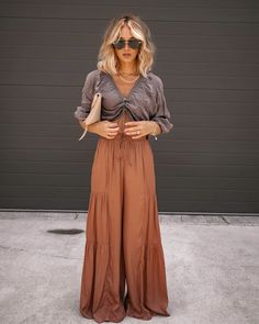 PREORDER - Happy Valley Satin Pocketed Pants - Cinnamon – VICI Gilly Hicks Outfits, Crochet Trim Top, Look Boho Chic, Pastel Outfit, Look Retro, Moda Paris, Happy Valley, Trim Top