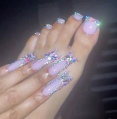 Purple And Silver Nails, Bedazzled Nails, Acrylic Toe Nails, Dope Nail Designs, Glow Nails