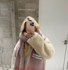 Matilda Djerf Aesthetic Winter, Hampton Aesthetic, Europe Winter Fashion, Djerf Aesthetic, Coastal Outfits, Matilda Djerf Aesthetic, Granddaughter Coastal, Birkin Mom, Grandmother Aesthetic