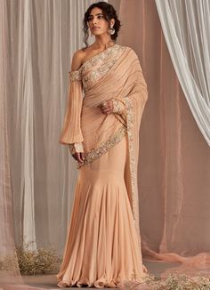 Salmon Pink Fish Cut Georgette Saree With One Shoulder Blouse Nidhika Shekhar - Fabilicious Fashion Fish Cut, Pink Fish, Drape Saree, Ready To Wear Saree, Party Wear Indian Dresses, Georgette Saree, Blouse For Women, Indian Designer Outfits, Bugle Beads