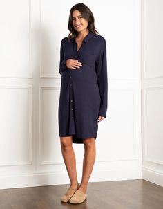 maternity, nursing, maternity nightwear, nursing nightwear, nightshirt, nursing nightshirt, buttons, skin to skin, functional placket, pocket, long sleeve, drop shoulder, birthing gown, hospital bag, hospital, labor, labour, easy nursing, navy, blue, bron Daywear Nursing-friendly Maternity Dress, Nursing Friendly Long Sleeve Sleepwear, Blue Long Sleeve Hospital Nightgown, Long Sleeve Blue Nightgown For Hospital, Maternity Long Sleeve Sleepwear, Birthing Gown Hospital, Postpartum Dresses, Birthing Gown, Maternity Nightwear