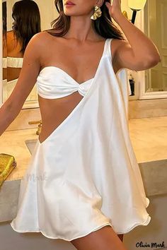 Olivia Mark - Alluring Beach Mini Dress with Irregular Shoulders Bra Dress, Mini Robes, Backless Mini Dress, Loose Outfit, Mini Dresses Summer, Dress Suits, Glamorous Evening Gowns, Flowing Maxi Dress, Mesh Dress