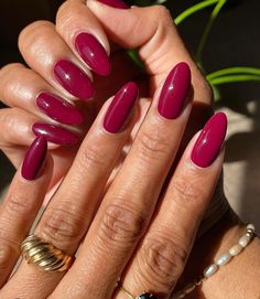 Mocha Manicure, Cherry Mocha Nails, Mocha Nails, Raspberry Nails, Cherry Mocha, Berry Nails, Dark Pink Nails, Pretty Nail Colors, Nagellack Trends