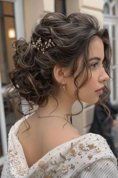 Elevate your messy bun with hair accessories. Bobby pins with pearls, clips with flowers, or a decorative hair tie can add a touch of elegance or fun. (DIY Tip: Choose accessories that complement your outfit and personal style). Non Traditional Wedding Hair, Curly Bridal Hairstyles With Veil, Curly Wedding Bun, Fairytale Wedding Hairstyles, Wedding Hair For Curly Hair, Curly Hair For Wedding, Curly Hair Styles For Wedding, Bridal Curly Hairstyles, Bridal Curly Hair