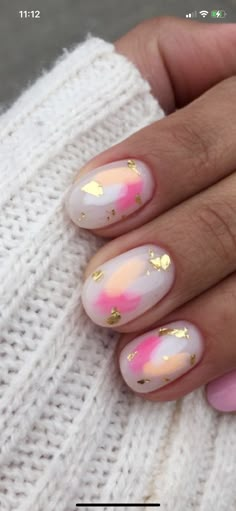 Builder Gel Short Nails Design, Subtle Vacation Nails, Nails Inspiration Vacation, Cruise Inspired Nails, Nail Graphic Design, Summer Biab Nails 2024, Funky Summer Nails 2024, Foil Design Nails, Biogel Nail Designs