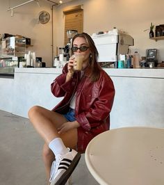 Women's slim-fit biker leather jacket in a retro-chic style. Outfit Adidas, Nyc Fits, Adidas Sambas, Downtown Outfits, Summer Fits, Outfit Inspo Fall, 가을 패션, Adidas Samba, Inspiration Mode