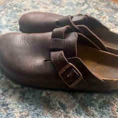 Barely Broken In, Only Wore A Few Times! Birkenstock Boston Clogs, Size 38 So 7-7.5 In Us Sizes. Let Me Know If You Have Any Questions! I Can Ship Or Do Local Pick Up/Drop Off! Brown Slip-on Clogs With Leather Footbed, Comfortable Brown Clogs With Flat Heel, Comfortable Brown Flat Heel Clogs, Casual Brown Mules With Buckle Closure, Casual Brown Clogs With Removable Insole, Brown Slip-on Casual Clogs, Casual Brown Clogs With Rubber Sole, Casual Brown Clogs With Leather Sole, Brown Casual Slip-on Clogs