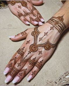 #Trending #summer #nails #2024menshaircuts #outfits #coquetteoutfits #nailsinspiration #adorabledrawings #acrylicnailswithbfinitials #master #decor #modern #wedding #mehndi #mehndidesign #boys #girls #girlsdps #girlshiddenface #asthenic #couples #happybirthday #birthday #birthdaywishes #birthdaywish #birthdaygift #gifts #couples #jewellery#mehndi#mehndiart#mehendidecor#mehndiartist#mehendidesign#mehnditattoo#mehendioutfit#mehendiartist Simple Mehndi Designs Wrist, Minimal Mehendi Designs Back, Bridal Minimal Mehendi, Minimal Back Hand Mehndi Designs, Mendi Design Latest, Party Mehendi Designs, Simple Bridal Henna Designs, Arabic Mehendi Designs For Hands, Heena Mehendi Designs Arabic