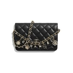 Chanel Pearls, Womens Designer Bags