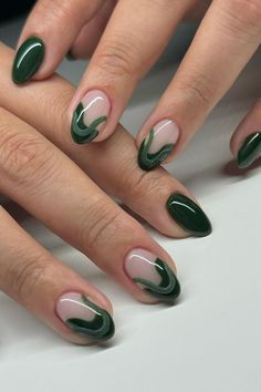 Emerald Nails, Green Nail Art, Hippie Nails, Green Nail Designs, Blush Nails, Solid Green, Oval Nails, Prom Nails, Luxury Nails