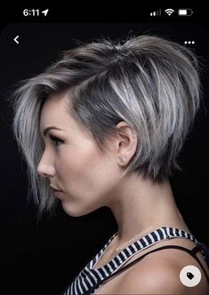 Stacked Pixie, Short Asymmetrical Hairstyles, Κούρεμα Bob, Short Shaggy Haircuts, Asymmetrical Haircut, Asymmetrical Hairstyles, Shaggy Haircuts, Caramel Highlights, Long Bangs