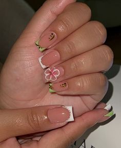 Nails With Thumb, Garden Nails Design, Green Simple Nails, Cute Gel X Nails, Spring Vacation Nails, Sage Green Nail Ideas, Nails Cottagecore, Acrylic Nails Nude, Acrylic Toe Nails