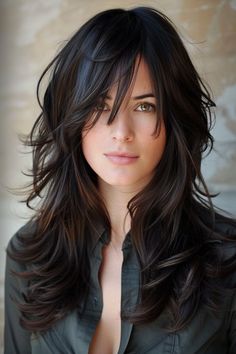 Layered long hair is perfect for added movement and dimension. Check out these 49 must-try long layered cuts with bangs that will be everywhere in 2024! 👆 Click for more ideas！ Layered Long Hair, Long Hair With Bangs And Layers, Bangs Brunette, Long Layered Hair With Bangs, Long Layered Cuts, Layered Hair With Bangs, Haircuts For Medium Length Hair, Brown Hair Looks