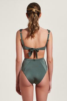 Effortlessly elegant, this emerald green bandeau top exudes sophistication and style. Crafted with a sleek mono cup design, lightly padded with no underwire for a natural push-up effect. Features adjustable straps to ensure a personalized fit while the rear tie fastening adds a touch of allure. Perfect for basking in the sun or elevating your poolside ensemble, this chic piece is a timeless addition to any wardrobe. We use only italian fine fabrics. They are perfect fit; have excellent shaping p Basking In The Sun, Small Bra, August Birthstone Jewelry, July Birthstone Jewelry, Color Complement, High Waist Bottoms, Swim Fashion, Jewelry Ring Box, Pearl Jewellery Earrings