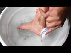 Pedicure Ideas At Home, How To Pedicure, How To Do Manicure And Pedicure At Home, Feet Pedicure At Home, How To Do Pedicure At Home Step By Step, Pedicure At Home Step By Step Video, Home Pedicure Tips