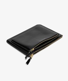 Black Outside Pocket U Wallet by Comme des Garçons Wallet, designed with a dual zippered opening and logo engraved in gold lettering. Y Logo, Gold Lettering, Comme Des Garcons, Desi, Wallets, The Outsiders, Wallet, Zipper, ? Logo