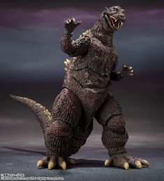 The Godzilla figure has been sculpted and colored by Yuuji Sakai, the leading Godzilla sculptor. The figure is painted in the image of the movie posters of the time, and the intricate details recreate the impression of the suit from that time. By using the interchangeable left and right wrist parts, it is possible to hold the included airplane. 70th Anniversary, Godzilla, Sculptor