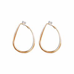 Clip On Earrings Gold Hoop Thick | Teardrop Chunky Clip On Hoop Earrings｜Non Pierced Ears | Invisible Large Clip On Hoop Earrings ✨There are more clip on hoop earrings. https://www.etsy.com/jp/shop/MiyabiGrace?show_panel=true&section_id=15839676 【Detail】◆Length: 5.7cm  2.24inches ◆Weight: 11.8 g 【Description】These are teardrop-shaped stylish chunky clip on hoop earrings. The earring cushion pads ease the pinching pain from the earrings. These clip on earrings are suitable for daily wearing, wedd Pierced Ears Silver, Clip On Hoop Earrings, Earrings Gold Hoop, Stunning Earrings, Cushion Pads, Look Plus, Gold Hoop, Pierced Ears, Gold Hoop Earrings