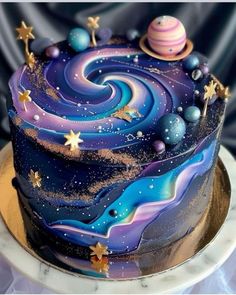 Space Cake Recipe, Nasa Cake Ideas, Space Theme Cakes, Amazing Cakes Birthday, Galaxy Cake Birthday, Galaxy Cake Ideas, Galaxy Themed Cake, Galaxy Birthday Cake, Luxury Cake Design