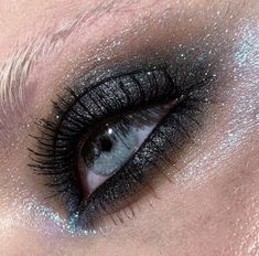 Blue Gray Smokey Eye, Slate Blue Makeup Looks, Black Eyeshadow Blue Eyes, Sultry Makeup Looks Blue Eyes, Grey Makeup, Scene Makeup, Silver Makeup, Makeup Is Life