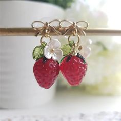 Tavimart A Pair Glass Red Strawberry Drop Earrings Cottagecore Earrings, Strawberry Earrings, Fruit Jewelry, Food Earrings, Fruit Earrings, Orange Earrings, Red Strawberry, Unique Gifts For Her, Pretty Jewellery