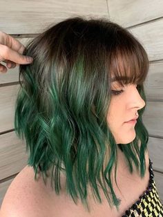 Short Green Hair, Faded Haircut, Grey Balayage, Trendy We Fryzurach, Short Grunge Hair, Edgy Haircuts