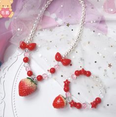 Strawberry Choker, Diy Kandi Bracelets, Kawaii Jewelry, Diy Bracelet Designs, Kawaii Accessories, Homemade Jewelry, Cute Keychain, Pretty Bracelets