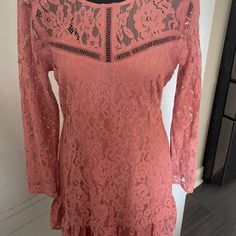 Nwt Dusty Rose Midi Dress! Size Large! Blue High Neck Dress, Rose Midi Dress, Cocktail Dress Patterns, Francescas Dresses, Navy Blue Lace Dress, Lace Burgundy Dress, Brown Midi Dress, Midi Dress Chic, Zip Dress