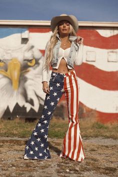 Women's Flared Jeans, Ranch Dress, Super Flare Jeans, Independence Day Flag, Womens Flare Jeans, Western Wear Outfits, Western Style Outfits