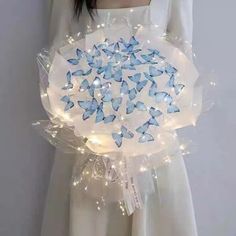 DIY Butterfly Wish you the best Flower Led Bouquet - Furdela Led Bouquet, Diy Papillon, Butterfly Bouquet, Freetime Activities, Disney Mignon, Flower Led, Kawaii Store, Diy Butterfly, Flowers Bouquet Gift