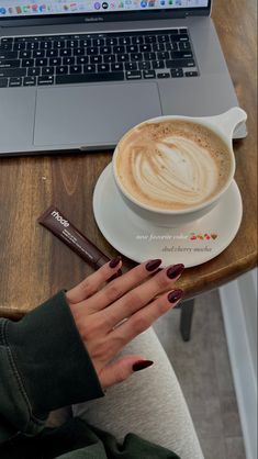 Cherry Mocha Aesthetic, Red Nail Captions For Instagram, Nail Inspo Pictures, Nails Photo Aesthetic, Date Nails Ideas, Nails Aesthetic Pictures, Fall Ig Feed, Aesthetic Nails Photo, Nail Instagram Story Ideas