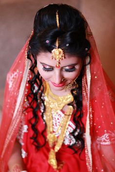 Ideas regarding fantastic looking women's hair. Your hair is exactly what can define you as a person. To numerous people it is definitely vital to have a good hair style. Hair Conditioner Lehenga Hairstyles, Healthy Hair Care, Healthy Hair Tips, Hair Problems, Curry Leaves, Long Hairstyles