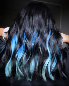 Weird Hair, Long Hair Designs, Hair Dye Tips, Hair Play, Dark Blue Hair, Hair Color Underneath, Color Highlights, Dialogue Prompts, Dyed Hair Inspiration