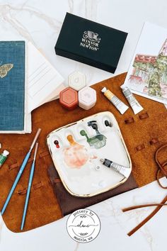 Ceramic Art Supplies: The Vienna Travel Painters Palette.