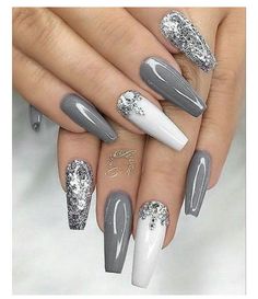 Elegant Winter Nails Classy, Summer Nails Art, 2024 Inspiration, Summer Nails 2024, Fancy Nails Designs, Stylish Nails Designs, Winter Nails Acrylic, Beige Nails, Nails Design With Rhinestones