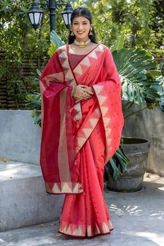 Pink Color Zari Weaving Casual Art Silk Fabric Saree Raw Silk Blouse, South Silk Sarees, Raw Silk Saree, Casual Art, Simple Sarees, Weaving Designs, Silk Art, Art Silk Sarees, Kanjivaram Sarees