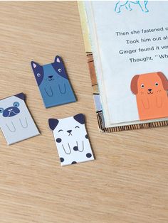 Magnetic Bookmarks Made from Plastic, Magnets Set of 4 You're looking at these Magnetic Dog Bookmarks from Rex. Keep your place in your book without damaging the page or loosing your bookmark with these cute magnetic dog bookmarks. A perfect stocking filler for book-lovers! Dog Bookmarks Printable, Cute Animal Bookmarks, Magnetic Book Marks, Dog Bookmarks, Books Kids Room, Animal Bookmarks, Dog Themed Bookmarks, Car Kitchen, Menu Book