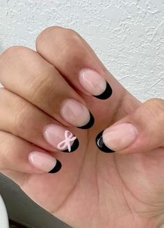 vanilla girl, clean girl, clean girl inspo, vanilla girl inspo, aesthetic, aesthetic clean girl, aesthetic vanilla girl, coconut girl, moodboards, summer, summer inspo, summer outfits, summer aesthetic, beach, sunset aesthetic, nail, nails, nail inspo, summer nails, fall nails, preppy nails, nail inspo cute, aesthetic nail inspo... Teen Nails, Summery Nails, Girly Acrylic Nails, Cute Gel Nails, Soft Nails, Short Acrylic Nails Designs, Dream Nails, Fire Nails