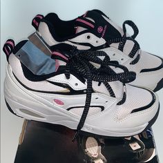 Heelys Skate Shoes Nwt Never Worn Walk, Run, Roll! Youth Size 3 White With Pink & Black Accents And Black Shimmer Laces White Synthetic Skate Shoes For School, Roller Skate Shoes, Roller Shoes, Marvel Kids, Camo Girl, Rainbow Fashion, Black Camo, Pink Camo, Lacing Sneakers