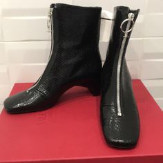 Brand New Never Wore Excellent Condition High End Luxury European Designer Brand Boots Super Cute Luxury Platform Boots With Lug Sole And Pointed Toe, Bootie Boots, Ankle Boots, Branding Design, Super Cute, Size 6, Women Shoes, Brand New, Boots