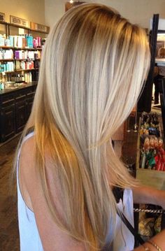 Hair Blonde Highlights Lowlights, Balayage Straight Hair, Medium Hairstyle, Summer Blonde Hair, Kadeřnické Trendy, Fotos Ideas, Straight Blonde Hair, Vlasové Trendy, Blonde Hair Inspiration