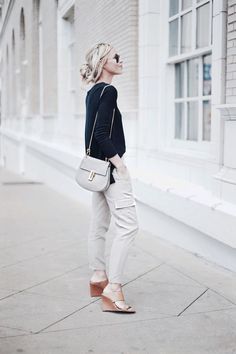 . Street Couture, Hair Play, Happily Grey, Wedge Mules, Fashionable Outfits, Simple Chic, Work Wardrobe, Street Chic, Styling Tips