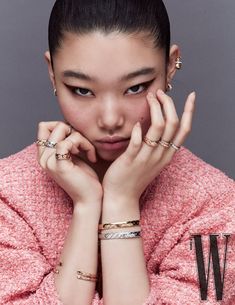 Bae Yoon Young Watch Editorial, Mulan Bae, Beauty Editorial Makeup, Korean Photoshoot, Asian Models Female, Barbie Ferreira, Cute Instagram Captions, Neutral Makeup