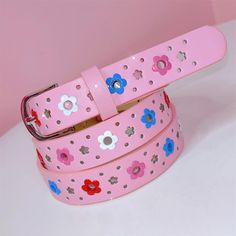 Adorable Hollow Flower Waist Belt in multiple colors including pink, red, blue, white, and black. The dopamine color matching is vibrant and lively, adding a touch of energy to your outfit. Choose from a range of colors to suit your style and add a pop of cuteness to your look!  The price is for a waist belt only, others are not included.   	 		 			Size 			Free Size 		 		 			Length 			100cm Colorful Corset, Corset Belts, Trim Scarf, Steampunk Fashion Male, Steampunk Accessories, Black Fishnets, Red Blue White, Kawaii Accessories, Outfits With Hats