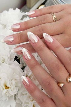 Simple Grad Nails, Bridal Era, Grad Nails, Pink Stiletto Nails, Ball Makeup, Subtle Nails, Manicure Tips, Fake Nails With Glue