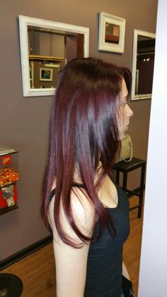 Cherry Coke Dark Red Hair Color Burgundy, Hair Colour Inspo 2023, Blackish Red Hair, Pelo Color Vino, Curled Hairstyles For Medium Hair, Maroon Hair, Cherry Red Hair, Wine Red Hair, Red Hair Inspiration